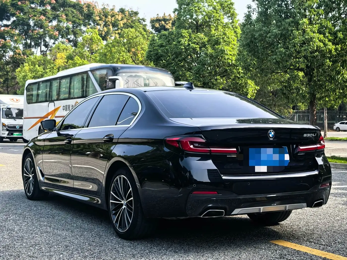 BMW 5 Series 2022 — Photo 6/20