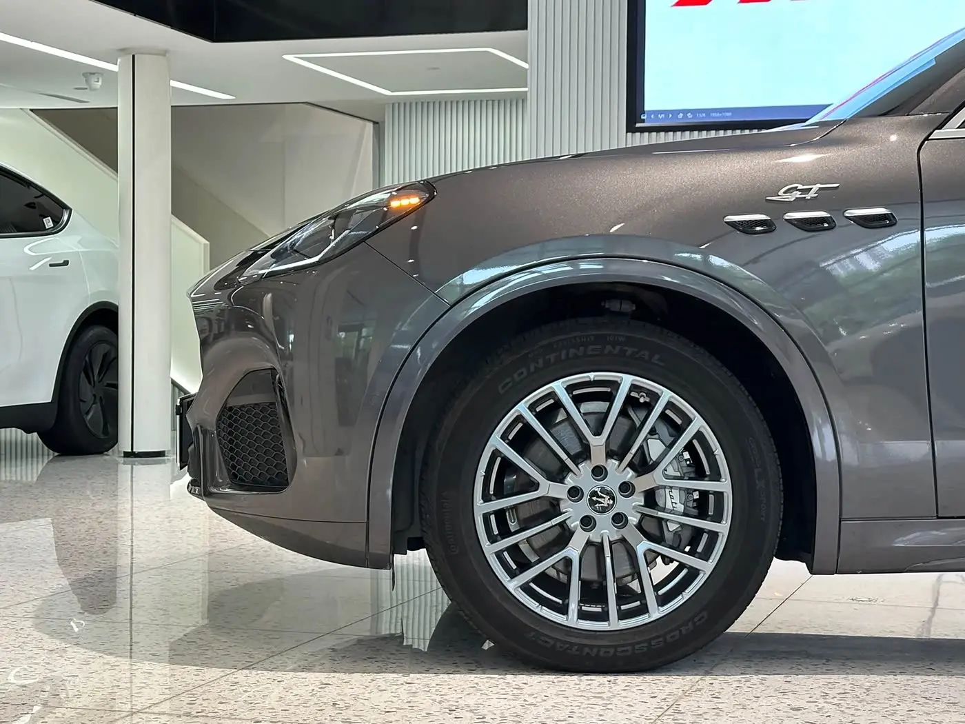 Maserati Grecale 2023 — ფოტო 16/16
