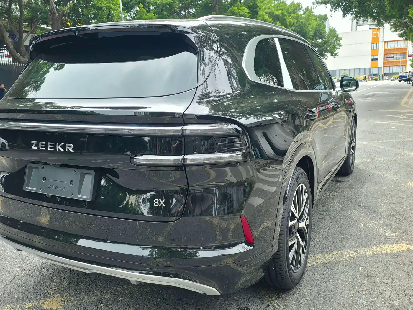 ZEEKR 8X 2026 — Photo 12/12