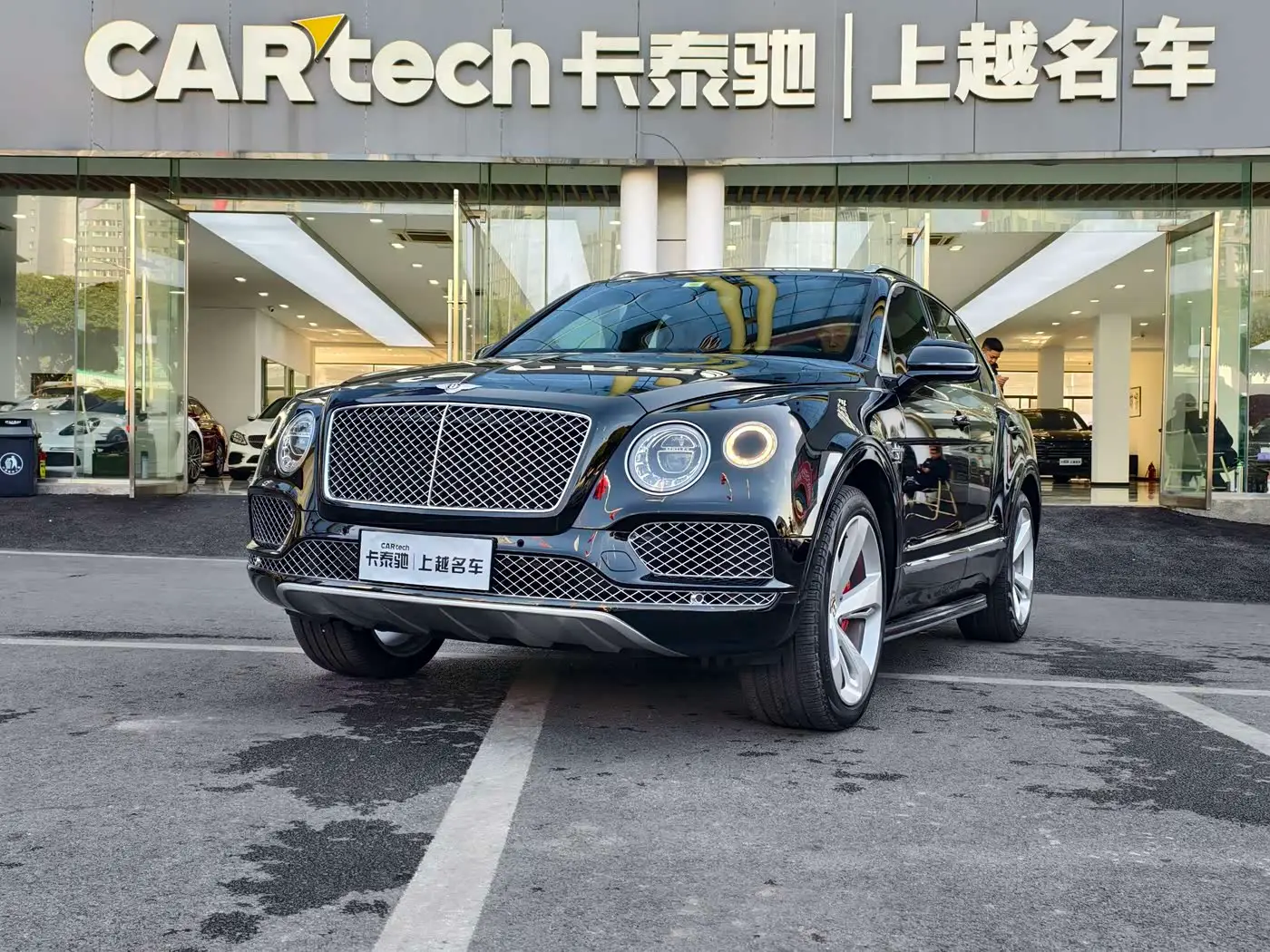 Bentley Bentayga, 2020
