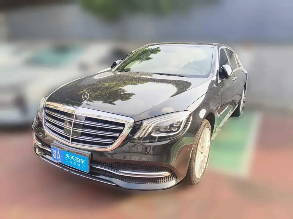 Mercedes-Benz S-Class 2020 — Photo 1/13