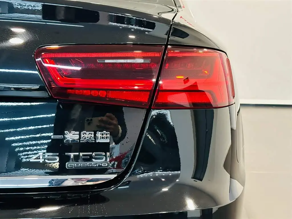 Audi A6L 2019 — Photo 16/16