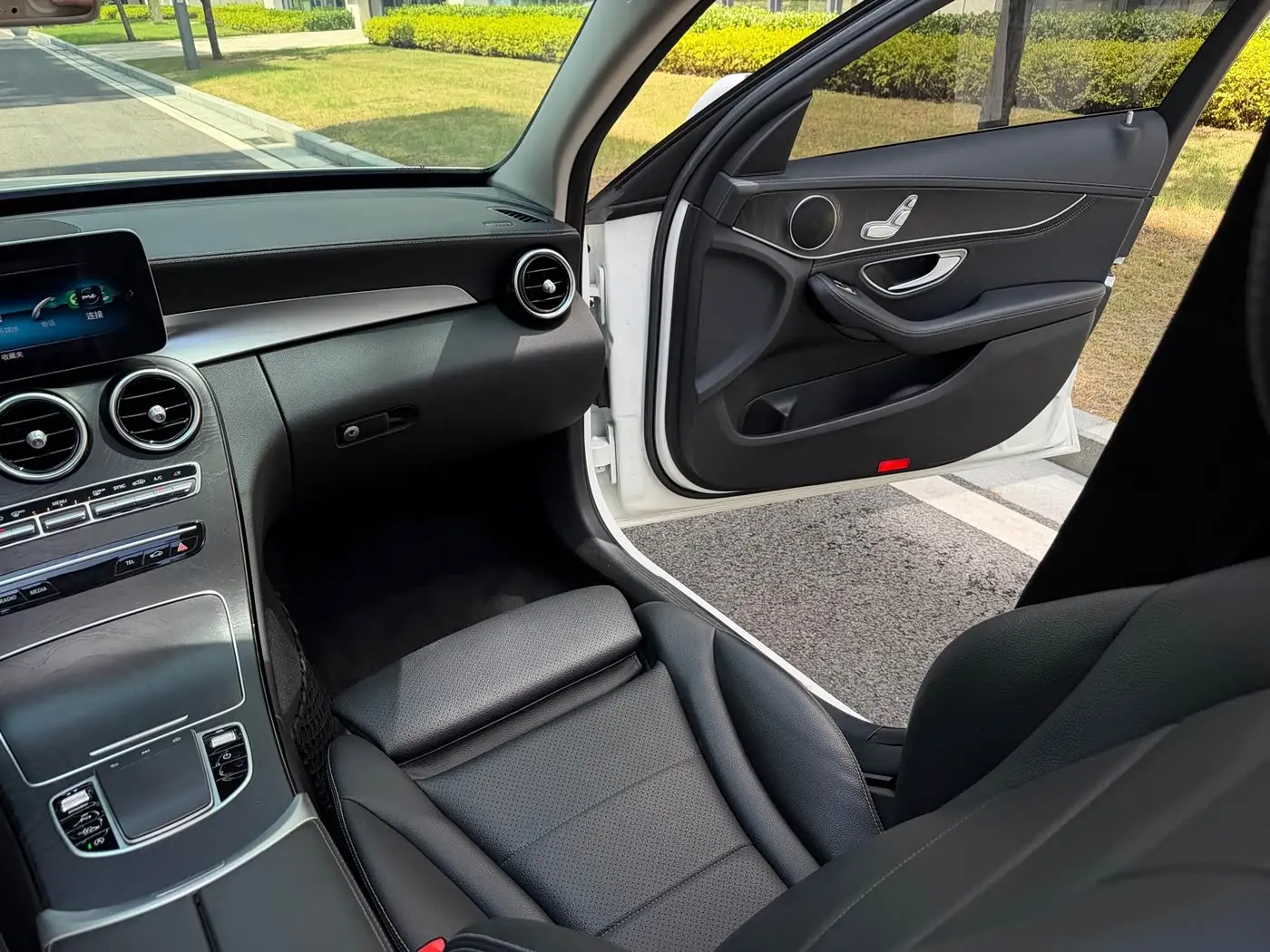 Mercedes-Benz C-Class 2019 — Фото 18/20