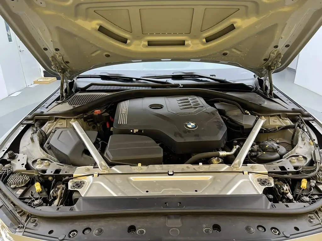 BMW 4 Series 2023 — Photo 11/20