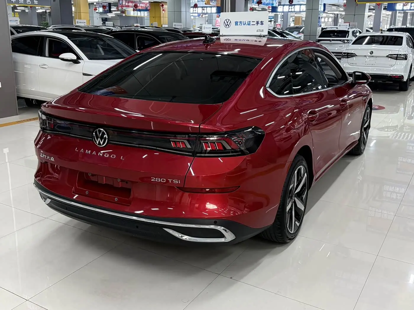Volkswagen Lamando 2022 — Photo 4/17