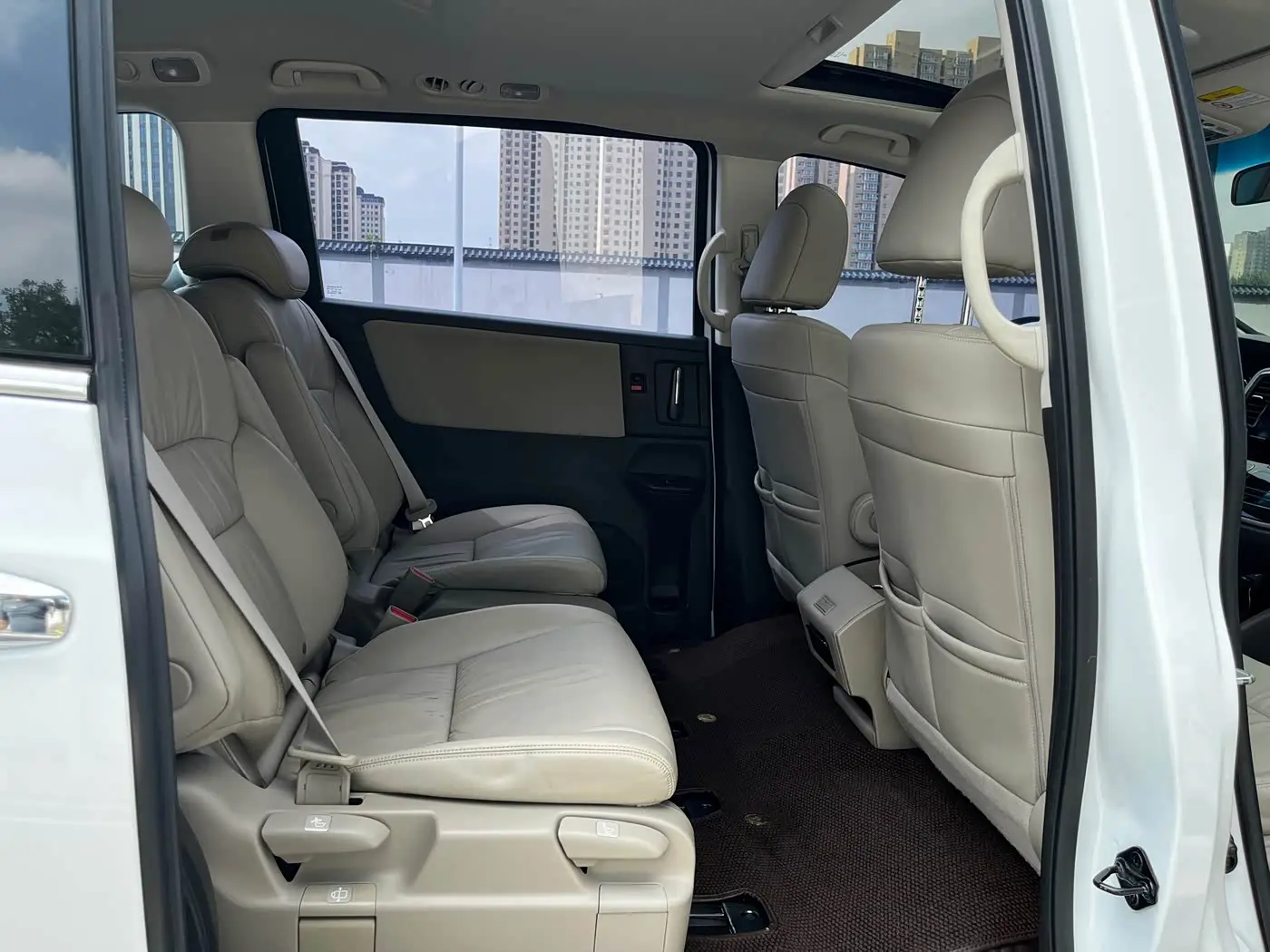 Honda Odyssey 2018 — Şəkil 12/18