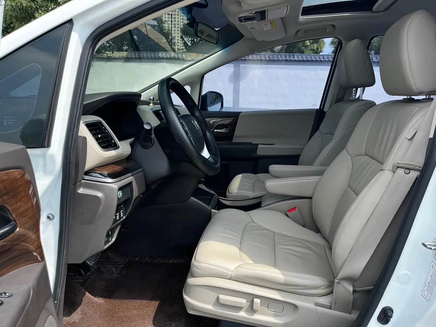 Honda Odyssey 2018 — Şəkil 8/18