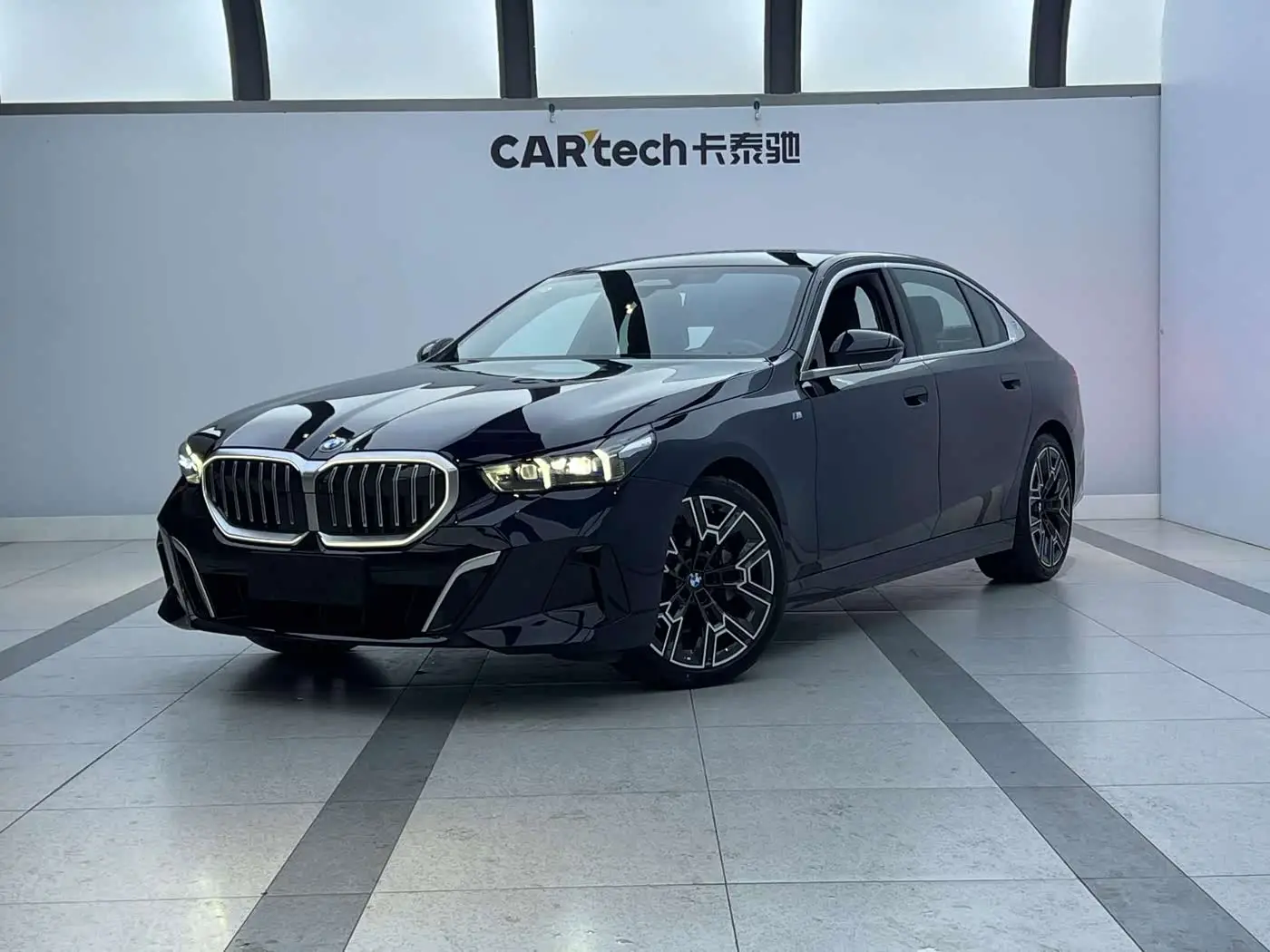 BMW 5 Series, 2025