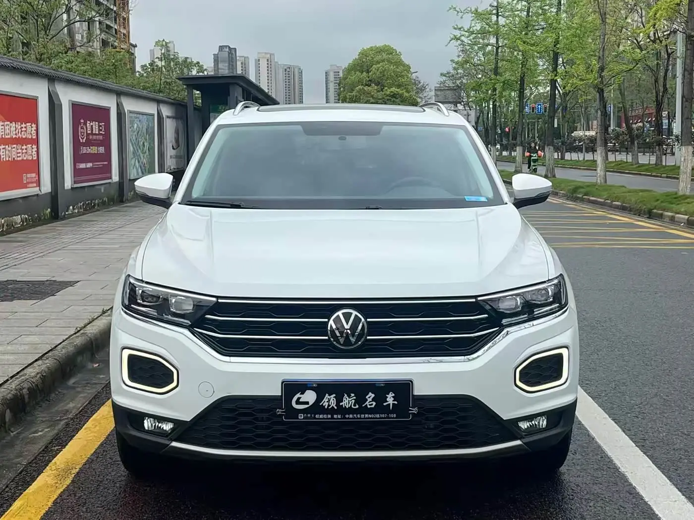 Volkswagen T-ROC 2022 — Фото 1/20
