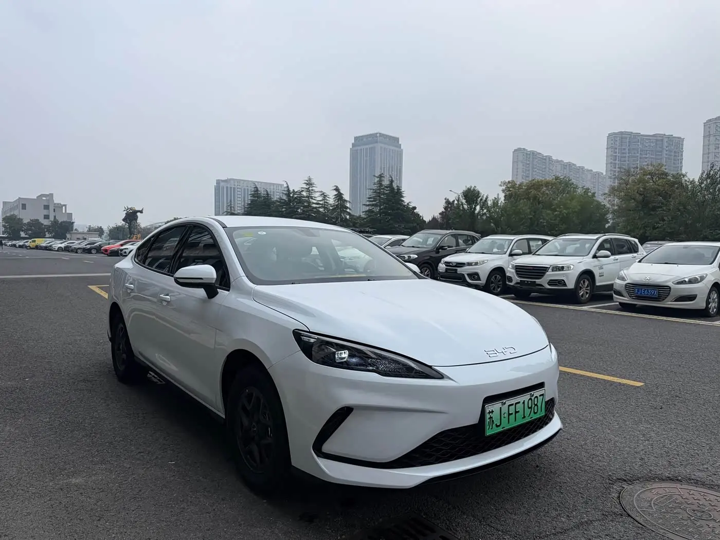 BYD Hai Bao 05 DM-i 2026 — Photo 2/19