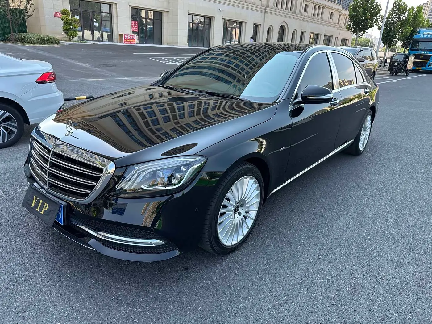 Mercedes-Benz S-Class 2020 — Фото 1/18