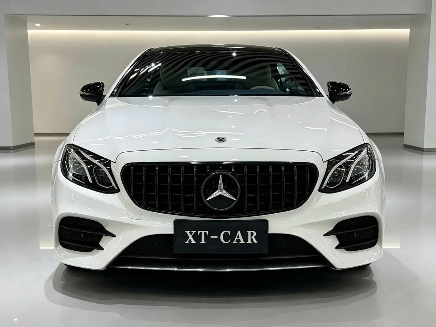 Mercedes-Benz E-Class 2019 — Фото 1/14