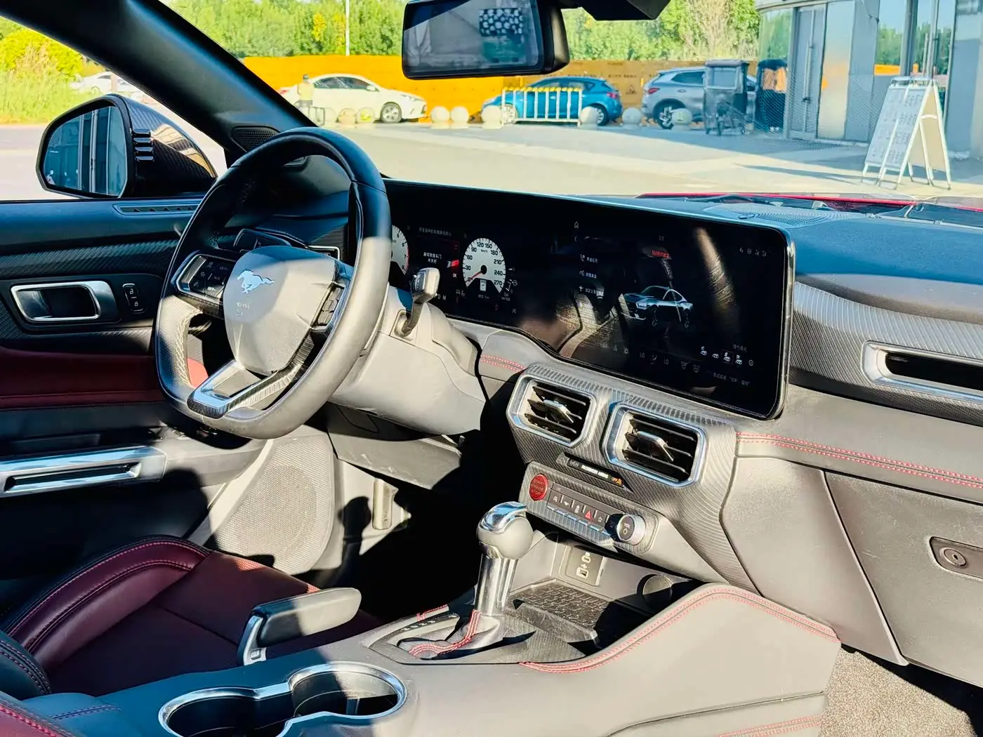 Ford Mustang 2024 — Photo 13/13