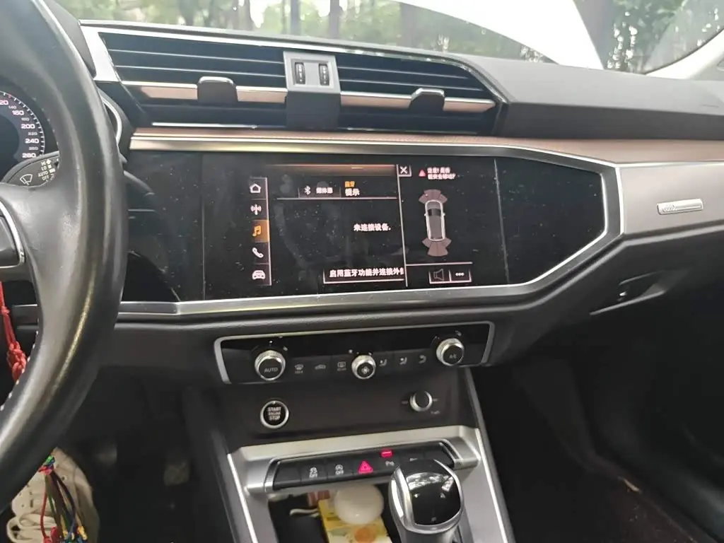 Audi Q3 2021 — Photo 14/20