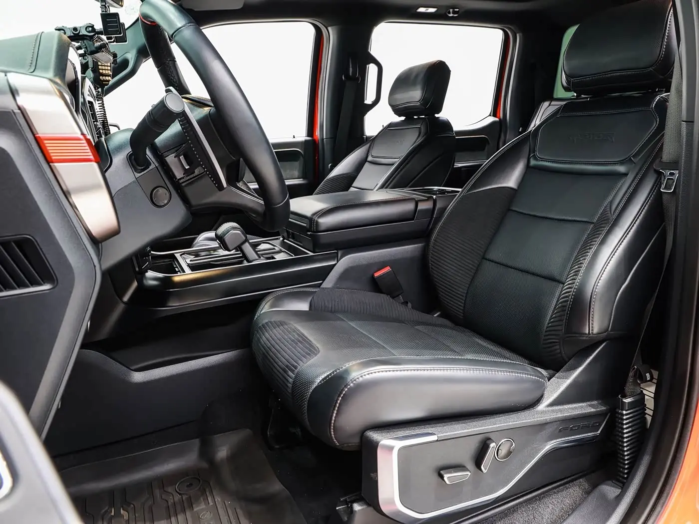 Ford F-150 Raptor 2024 — Photo 9/20