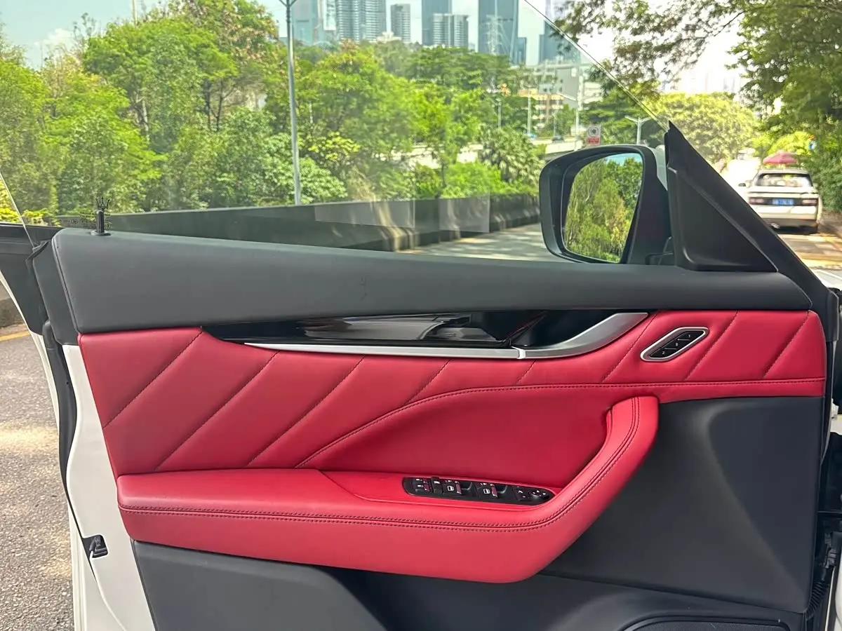 Maserati Levante 2021 — Photo 11/20