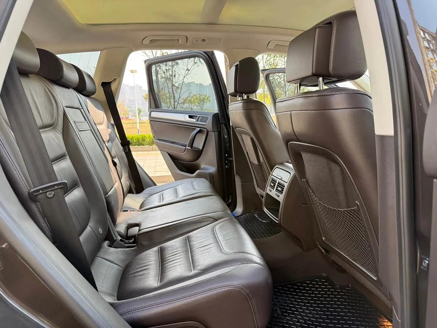 Volkswagen Touareg 2016 — Photo 16/20