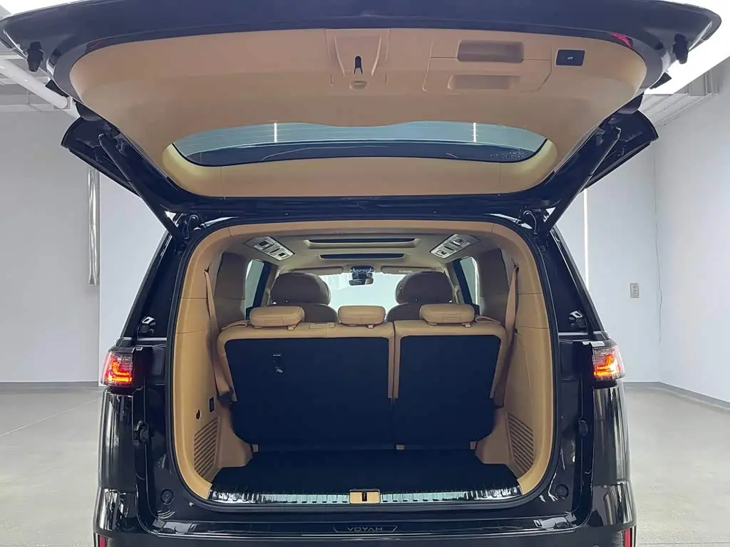 Voyah Auto Voyah Dreamer 2026 — Photo 6/20