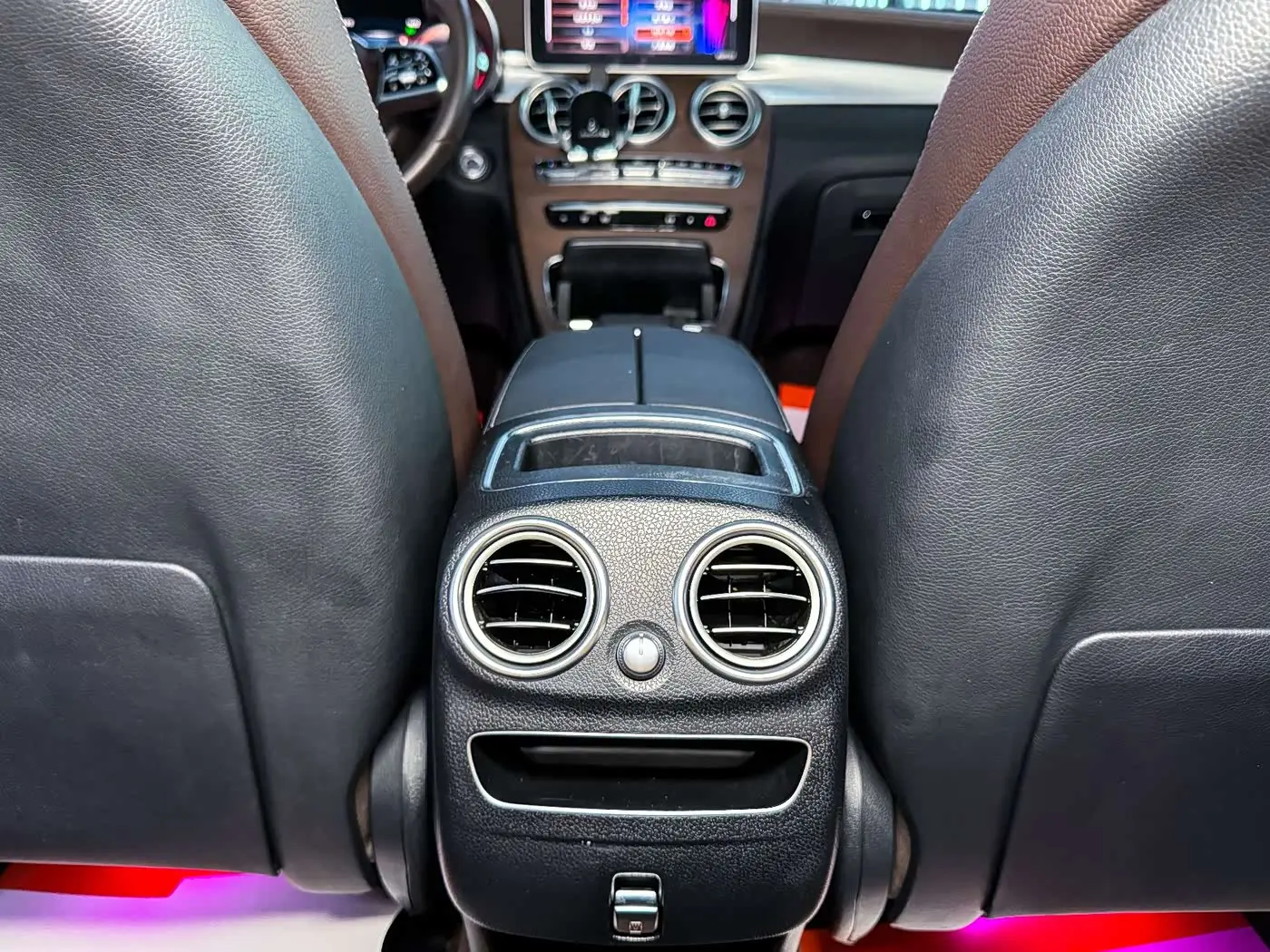 Mercedes-Benz GLC 2020 — Photo 13/17