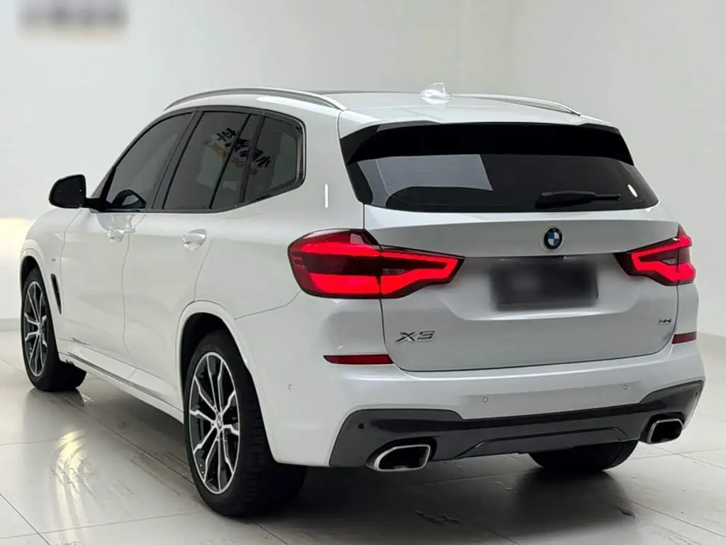 BMW X3 2020 — Photo 18/19