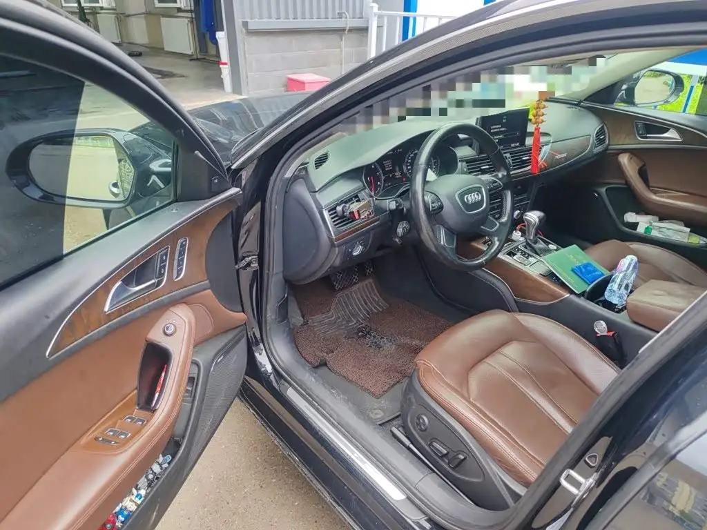 Audi A6L 2015 — Şəkil 14/20