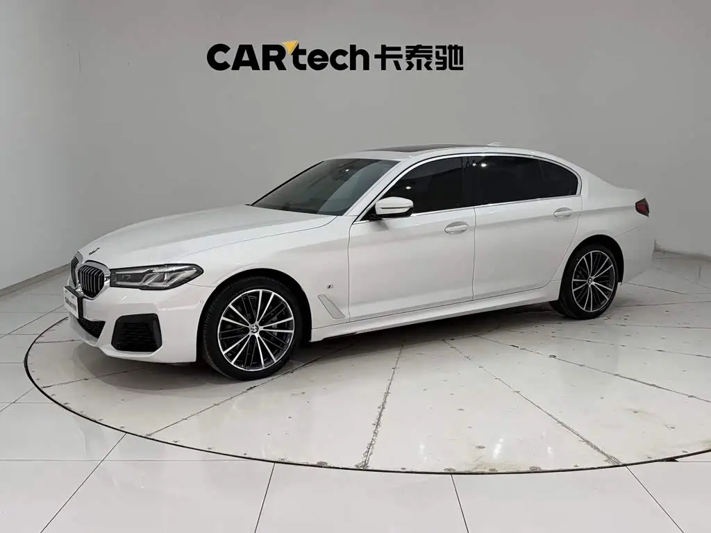 BMW 5 Series, 2022