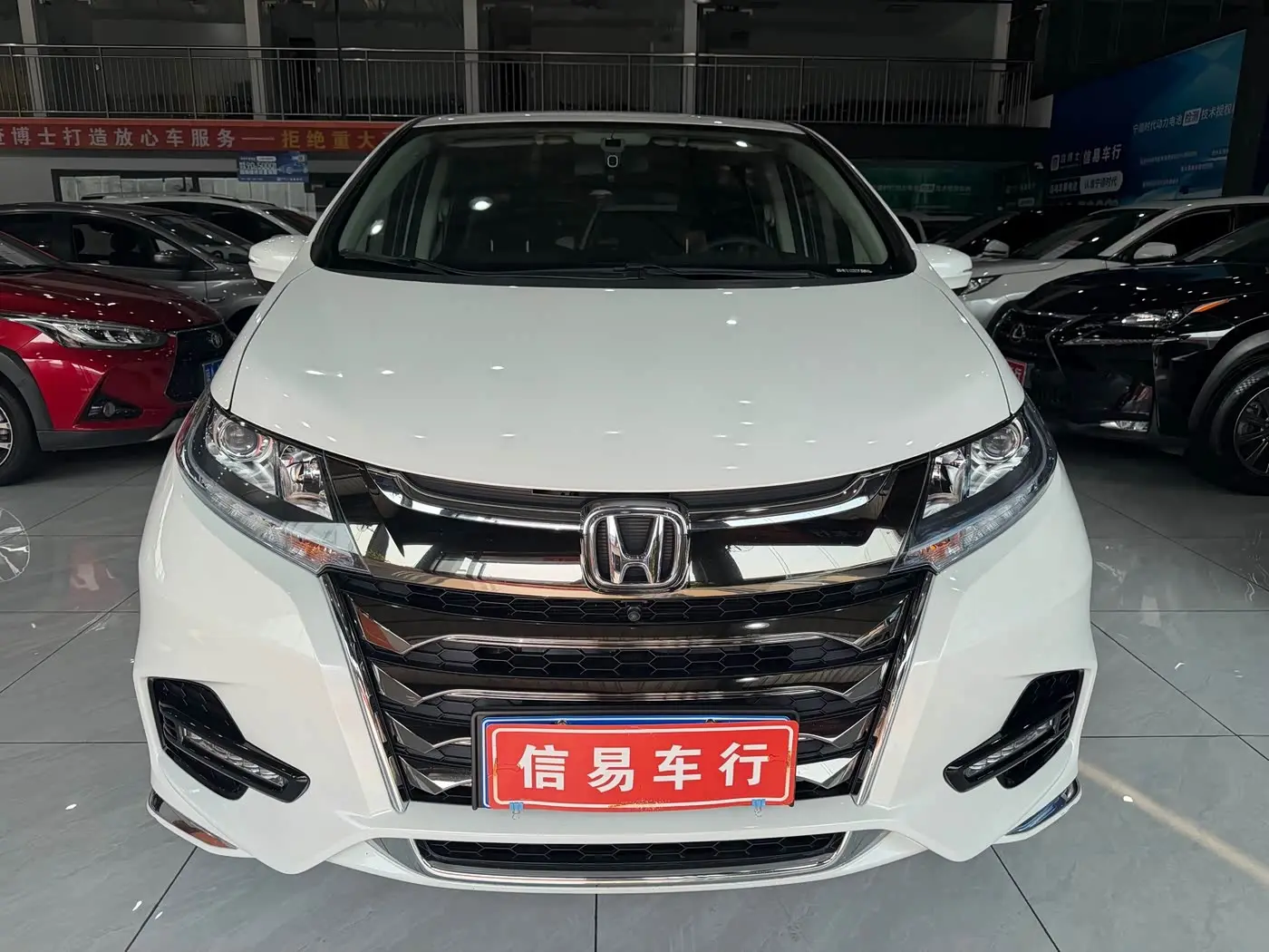 Honda Odyssey 2021 — Photo 2/19
