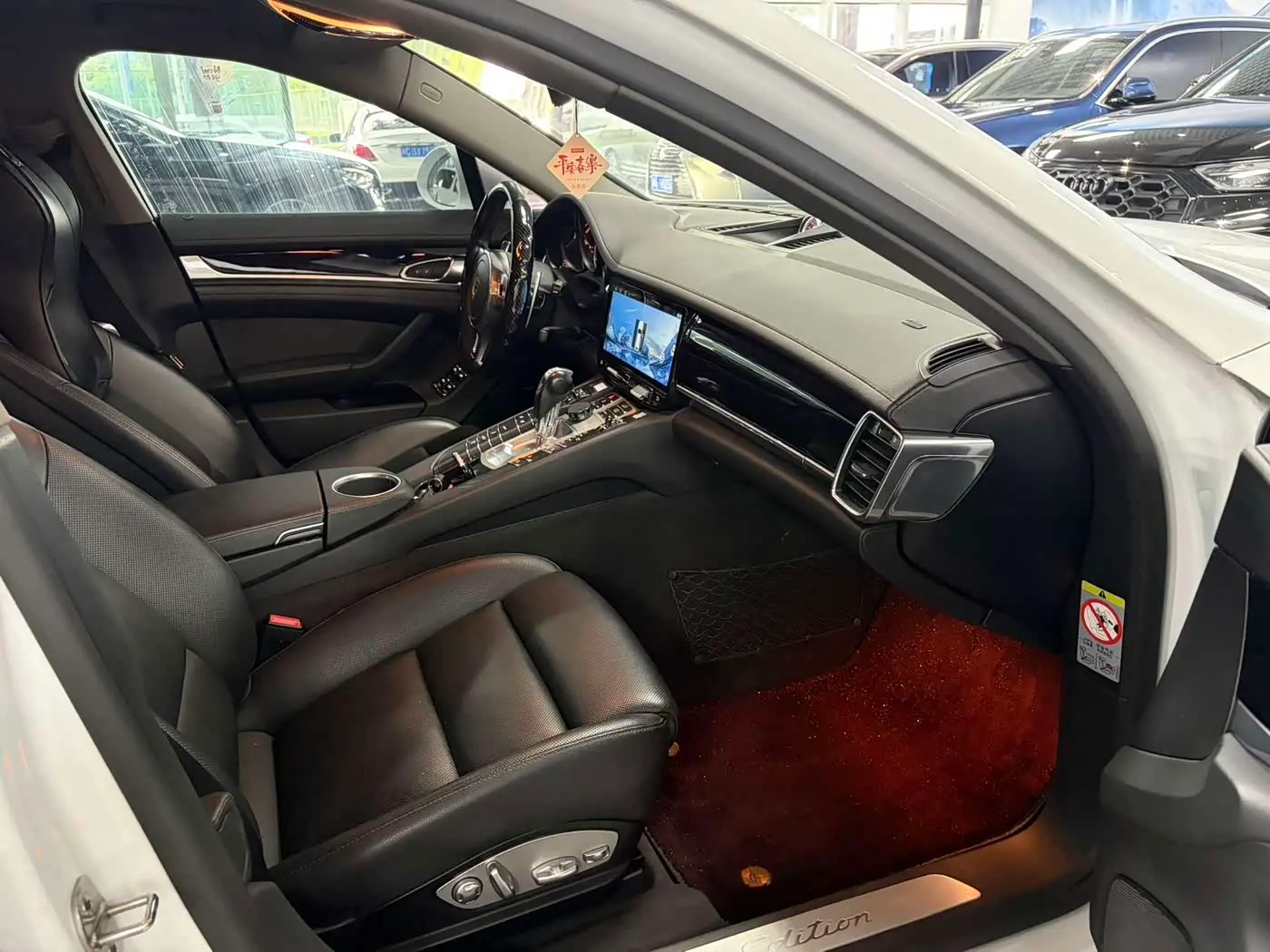 Porsche Panamera 2016 — Photo 12/13