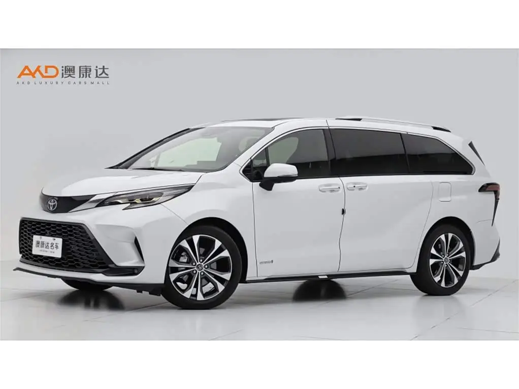 Toyota Granvia 2023 — Photo 1/11
