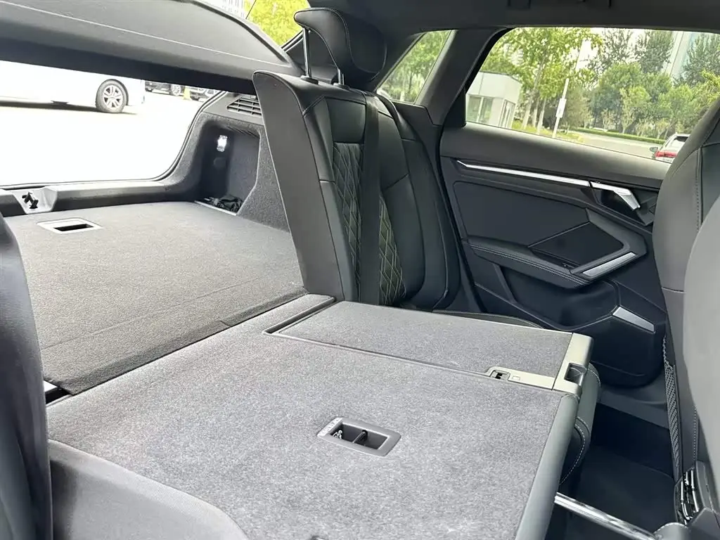 Audi A3 2025 — Photo 6/20