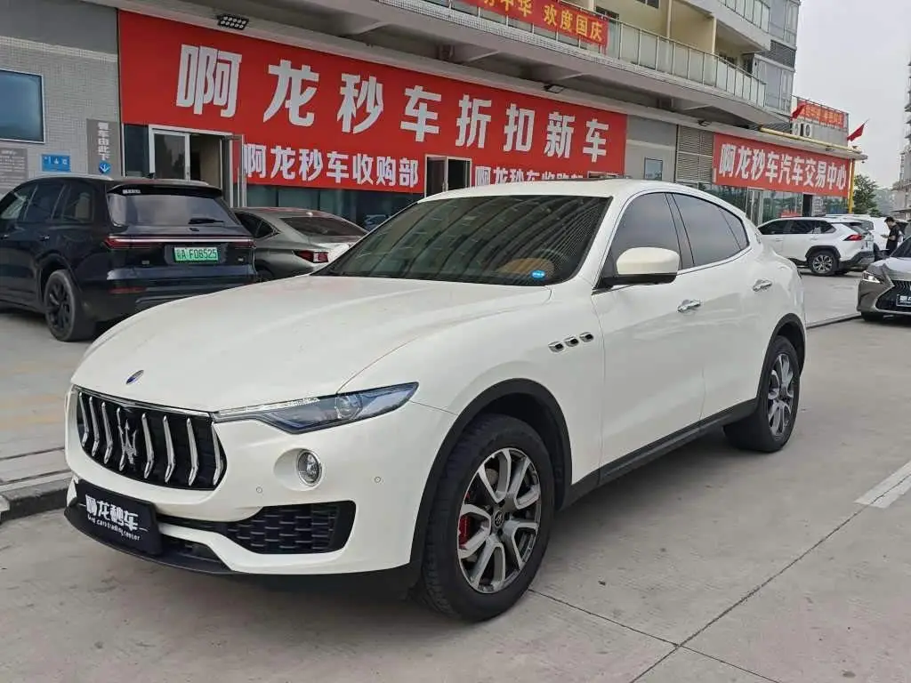 Maserati Levante, 2021