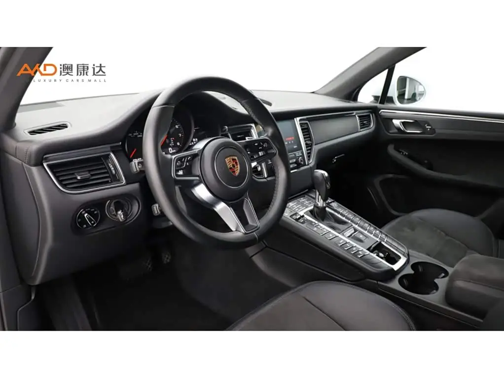 Porsche Macan 2016 — Фото 6/10