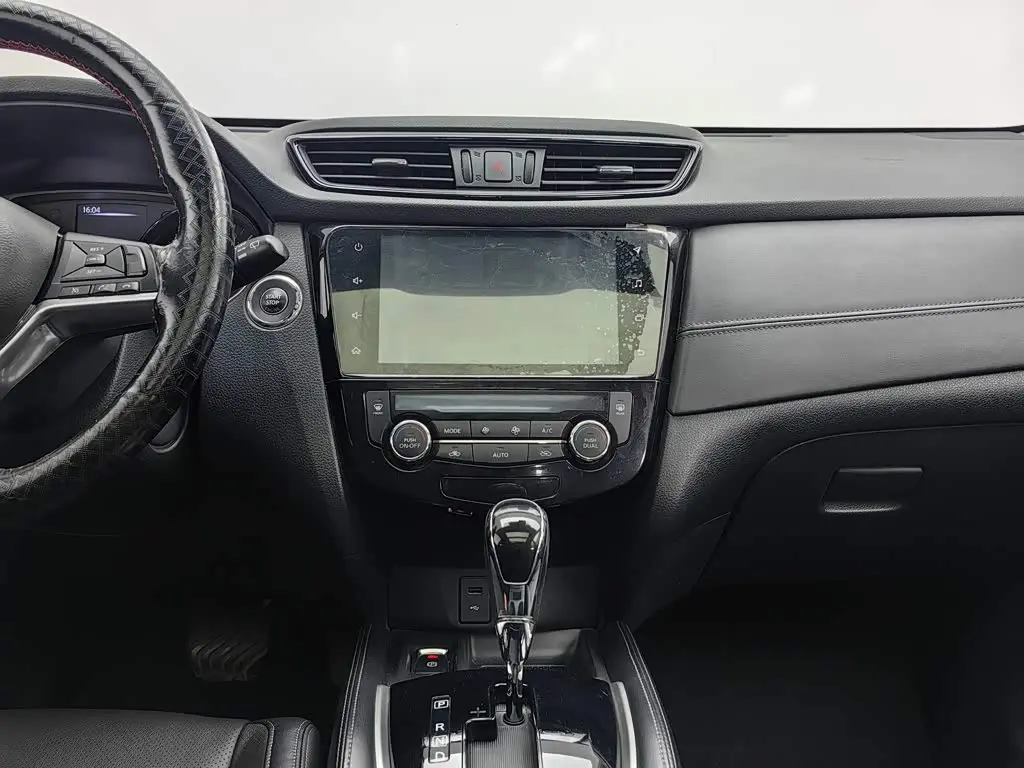 Nissan X-Trail 2021 — Photo 12/20