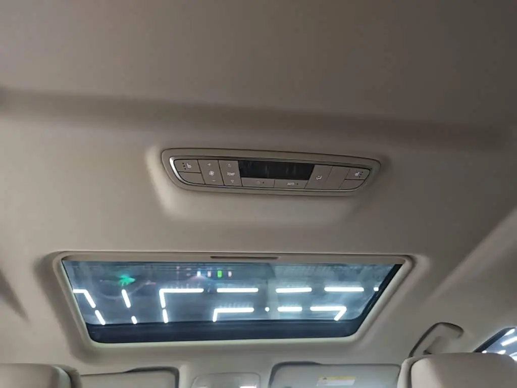 Buick GL8 2024 — ფოტო 13/19
