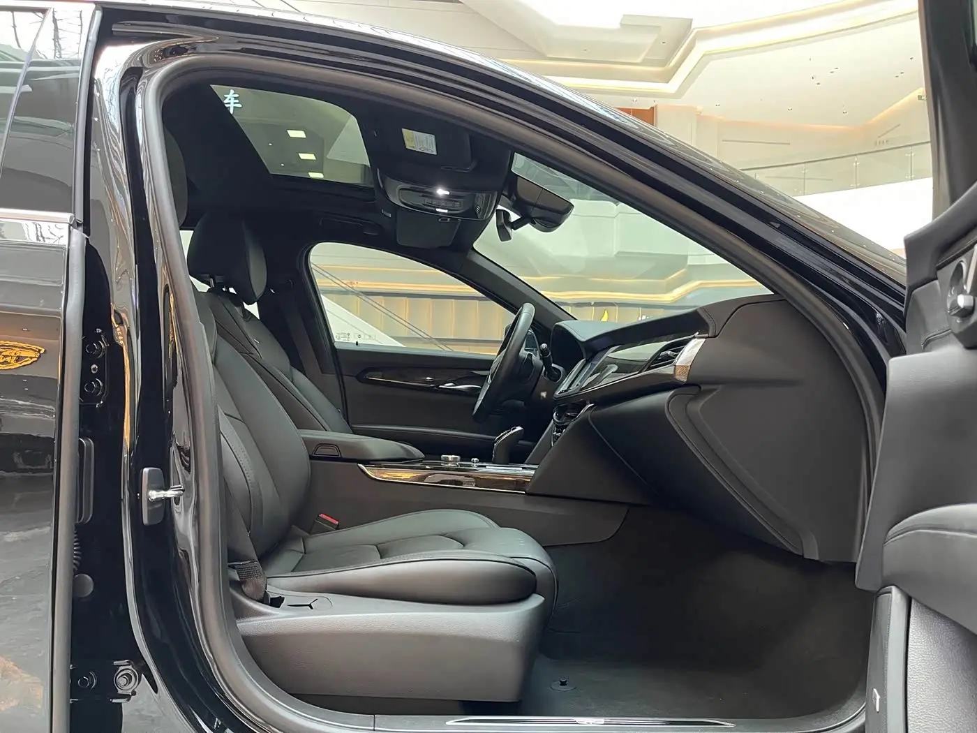 Cadillac CT6 2023 — ფოტო 12/16