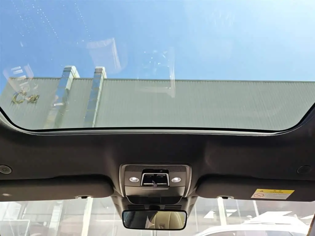BYD Han 2023 — Photo 18/20