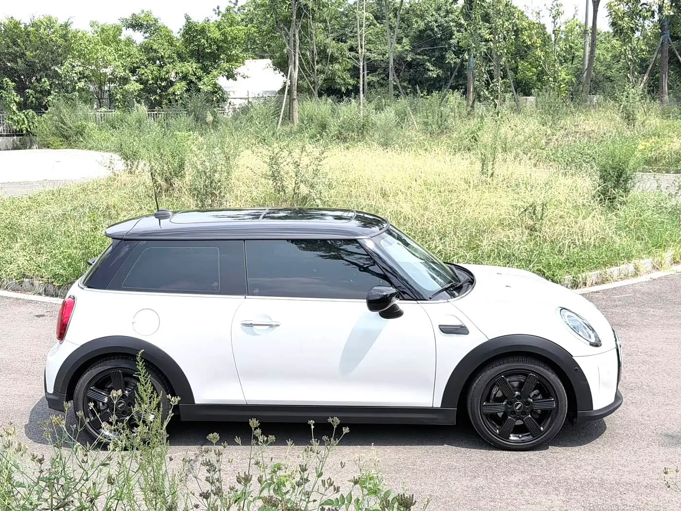 MINI MINI 2023 — Photo 5/9