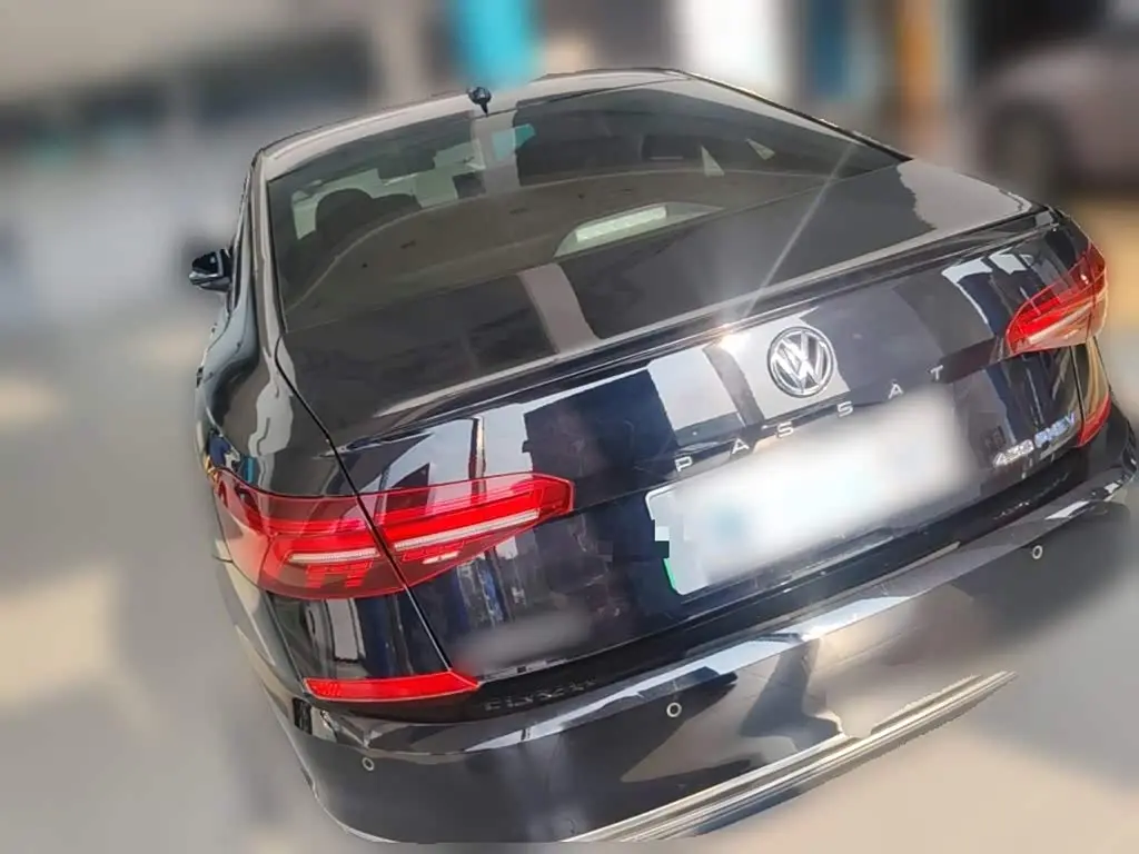 Volkswagen Passat New Energy 2019 — Şəkil 7/20