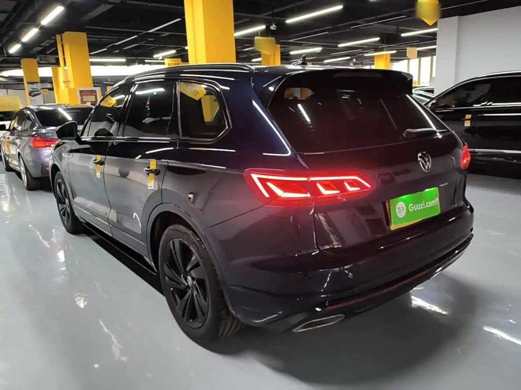 Volkswagen Touareg 2022 — Photo 4/19