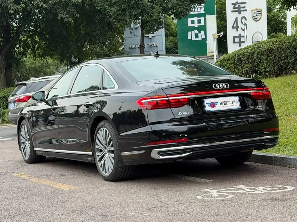 Audi A8 2024 — Photo 4/14