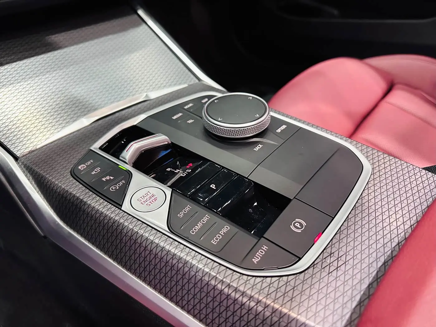 BMW 4 Series 2024 — Photo 9/16