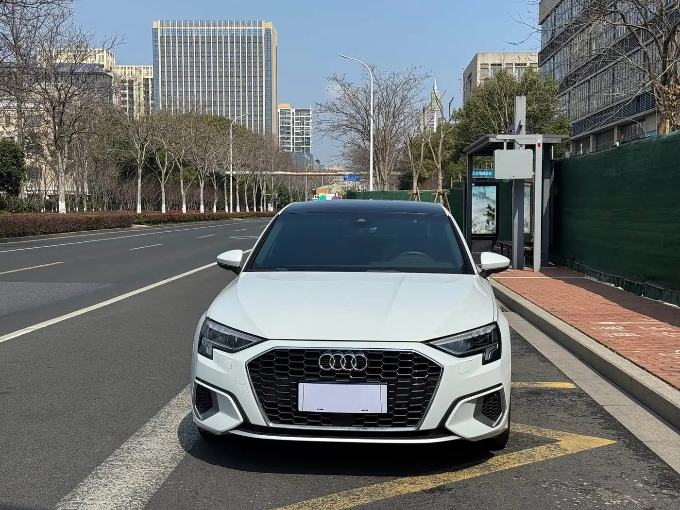 Audi A3 2021 — Photo 2/14