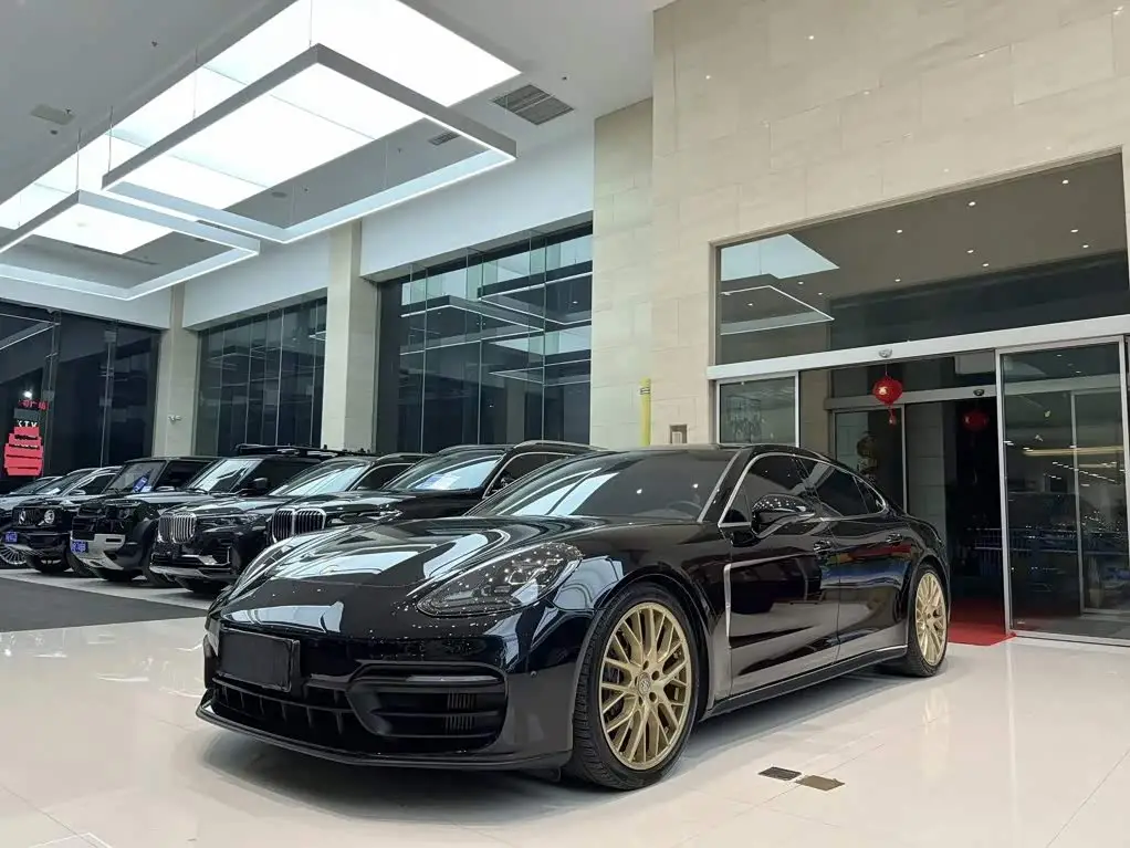 Porsche Panamera, 2022