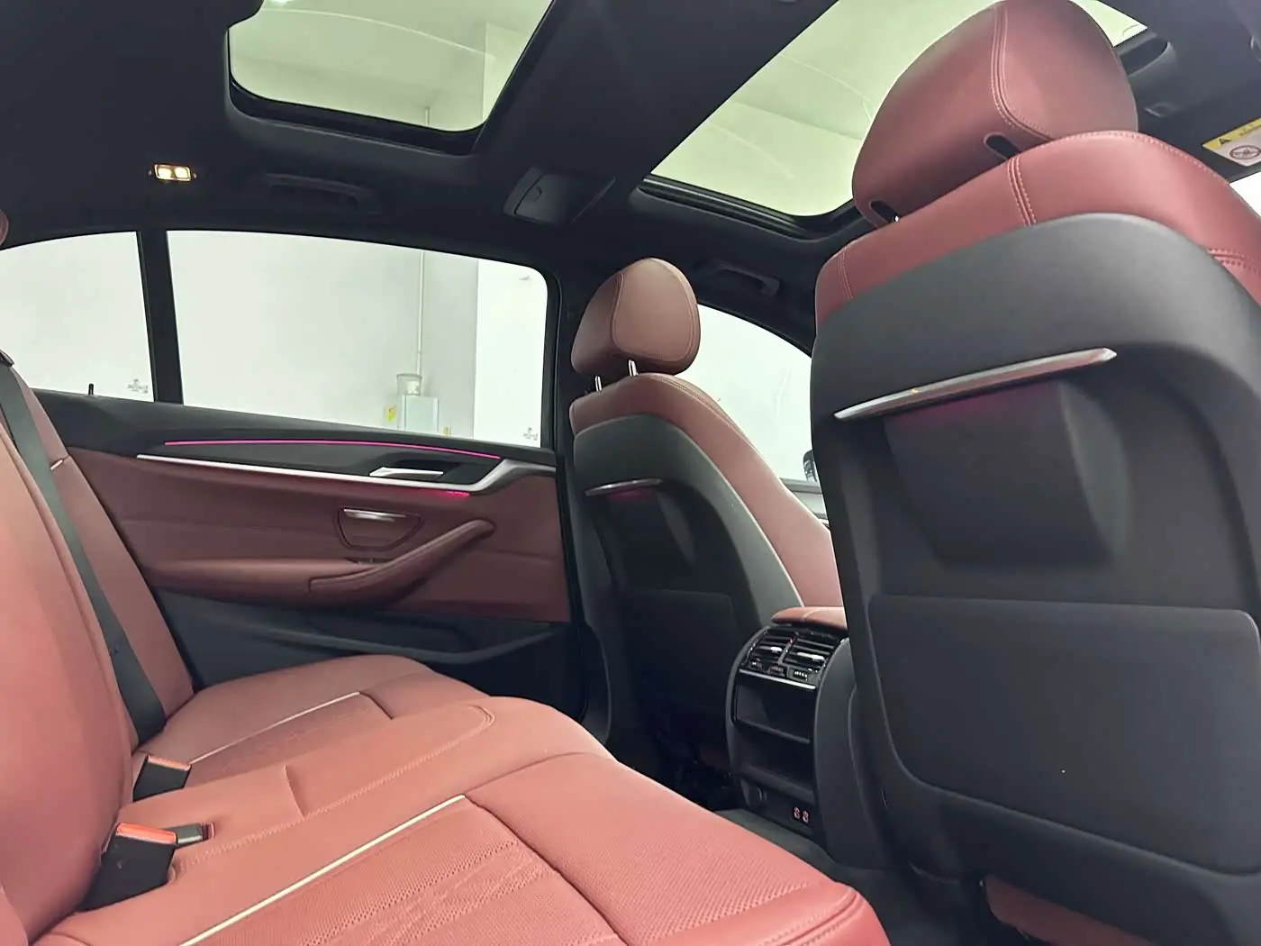 BMW 5 Series 2022 — Photo 13/20