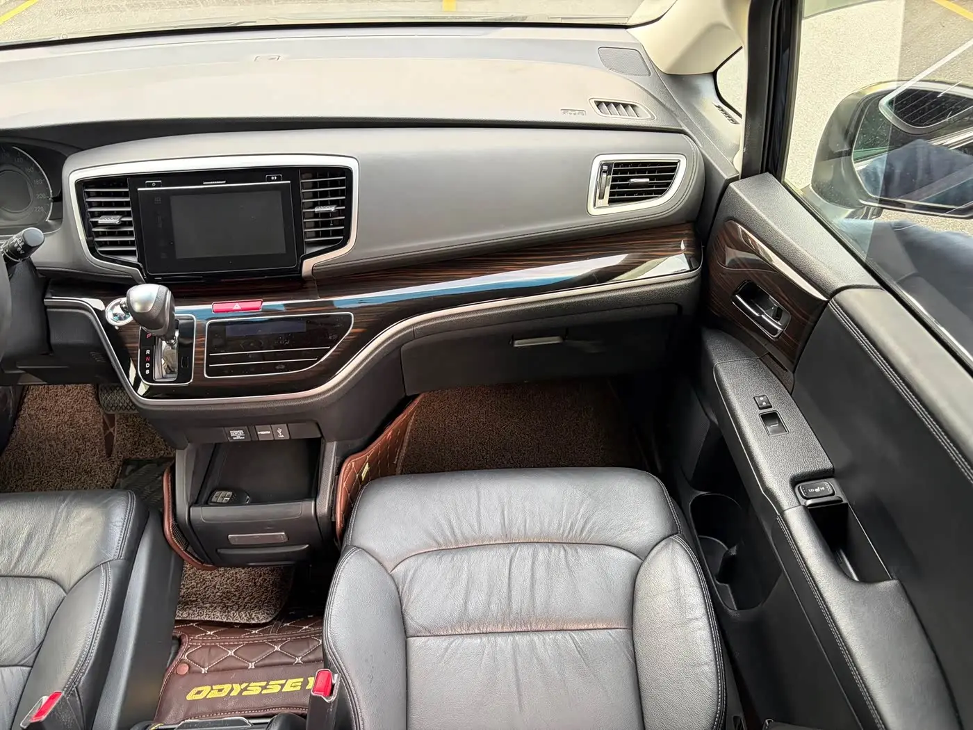 Honda Odyssey 2018 — Şəkil 19/20