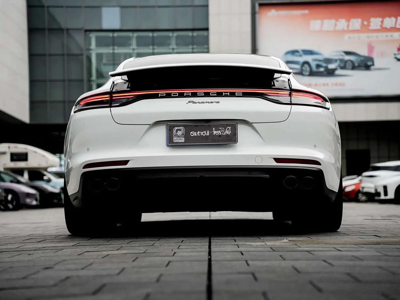 Porsche Panamera 2022 — Фото 13/17