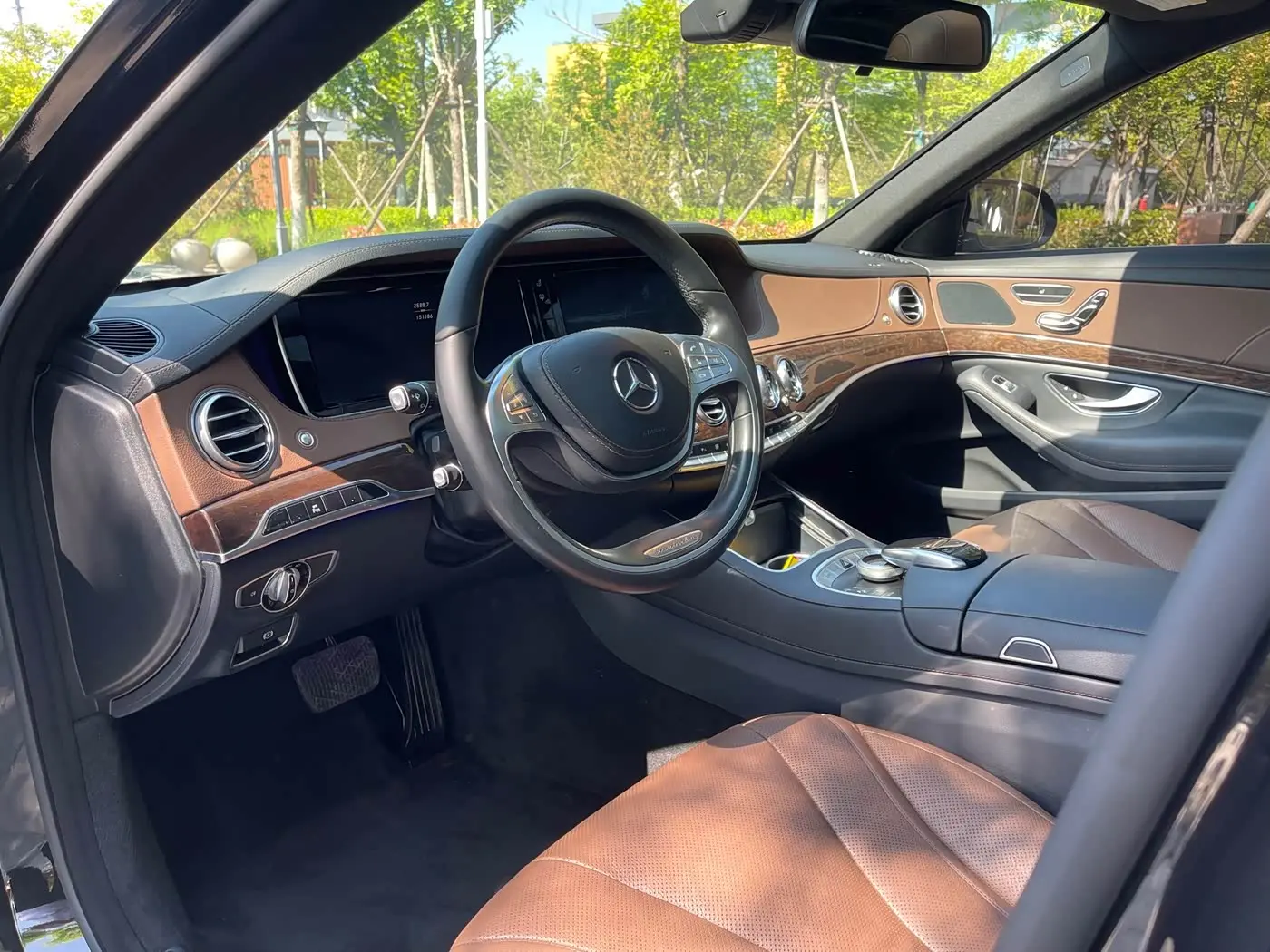 Mercedes-Benz S-Class 2015 — Photo 4/12