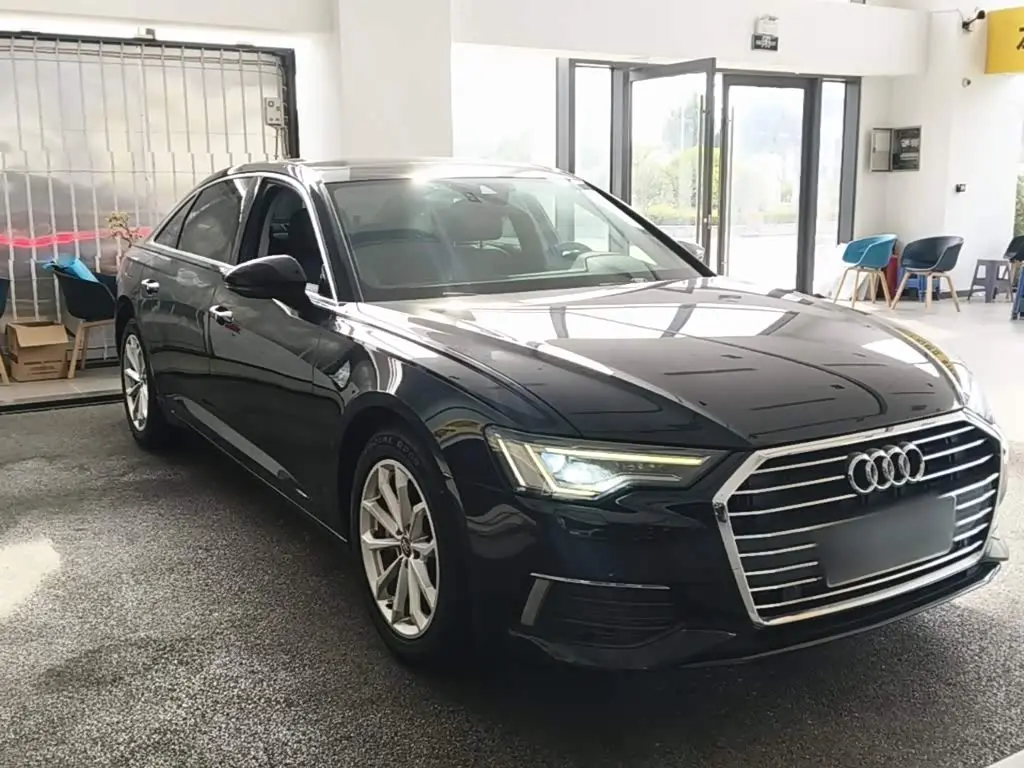 Audi A6L 2020 — Фото 4/20
