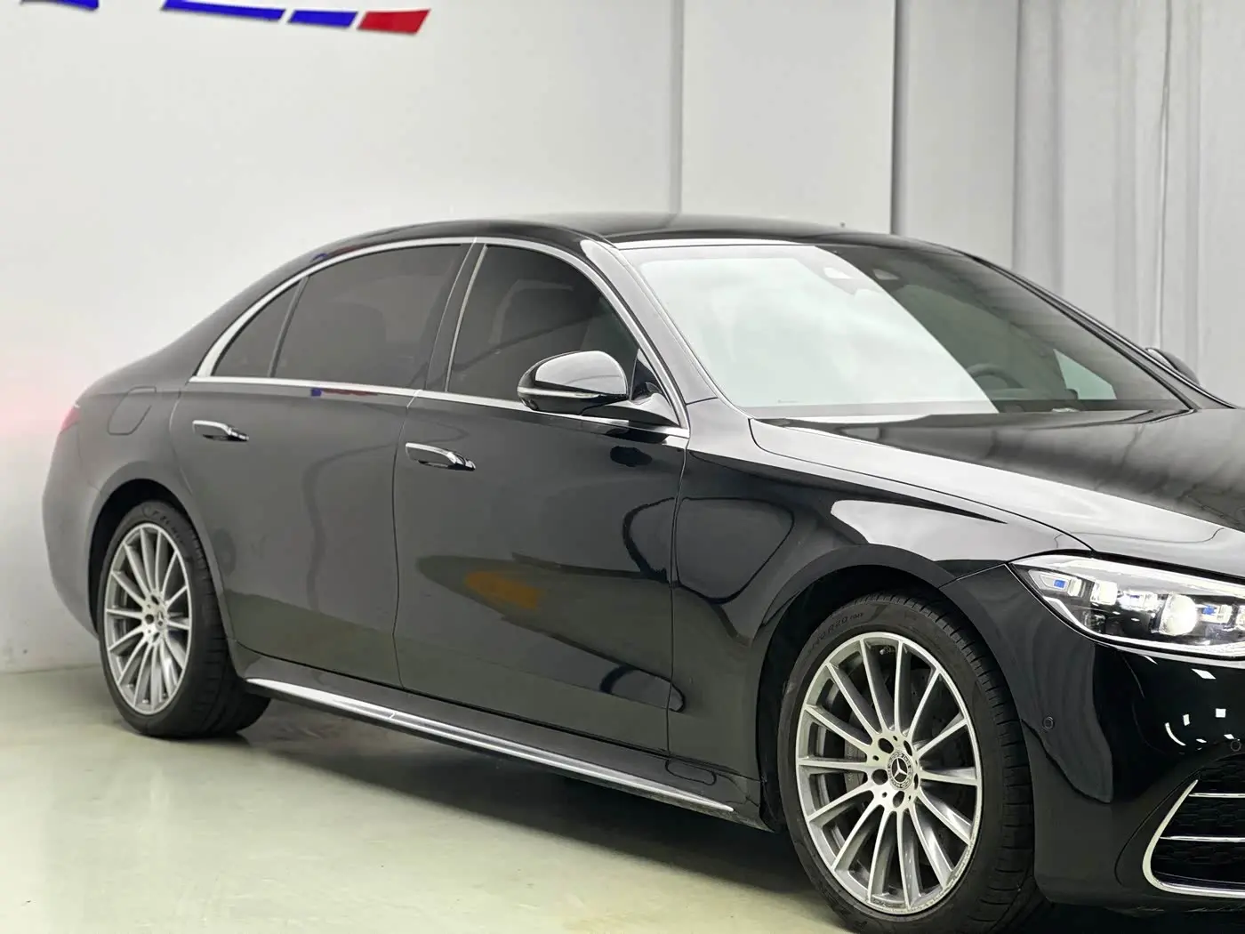 Mercedes-Benz S-Class 2022 — Photo 7/20