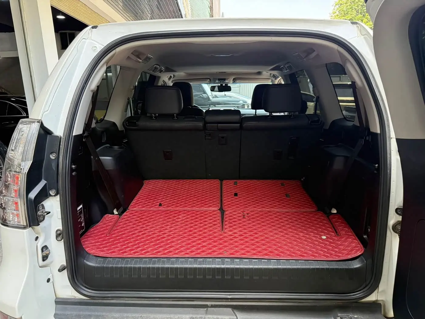 Lexus GX 2015 — Photo 13/17